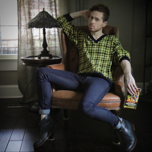 Meet your Posher, “Key” - Picture 3 of 3